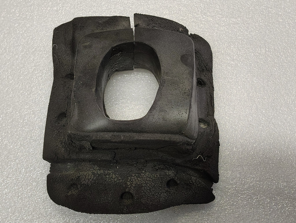 2003 GMC Sonoma Manual Transmission Stick Shift Tunnel Base