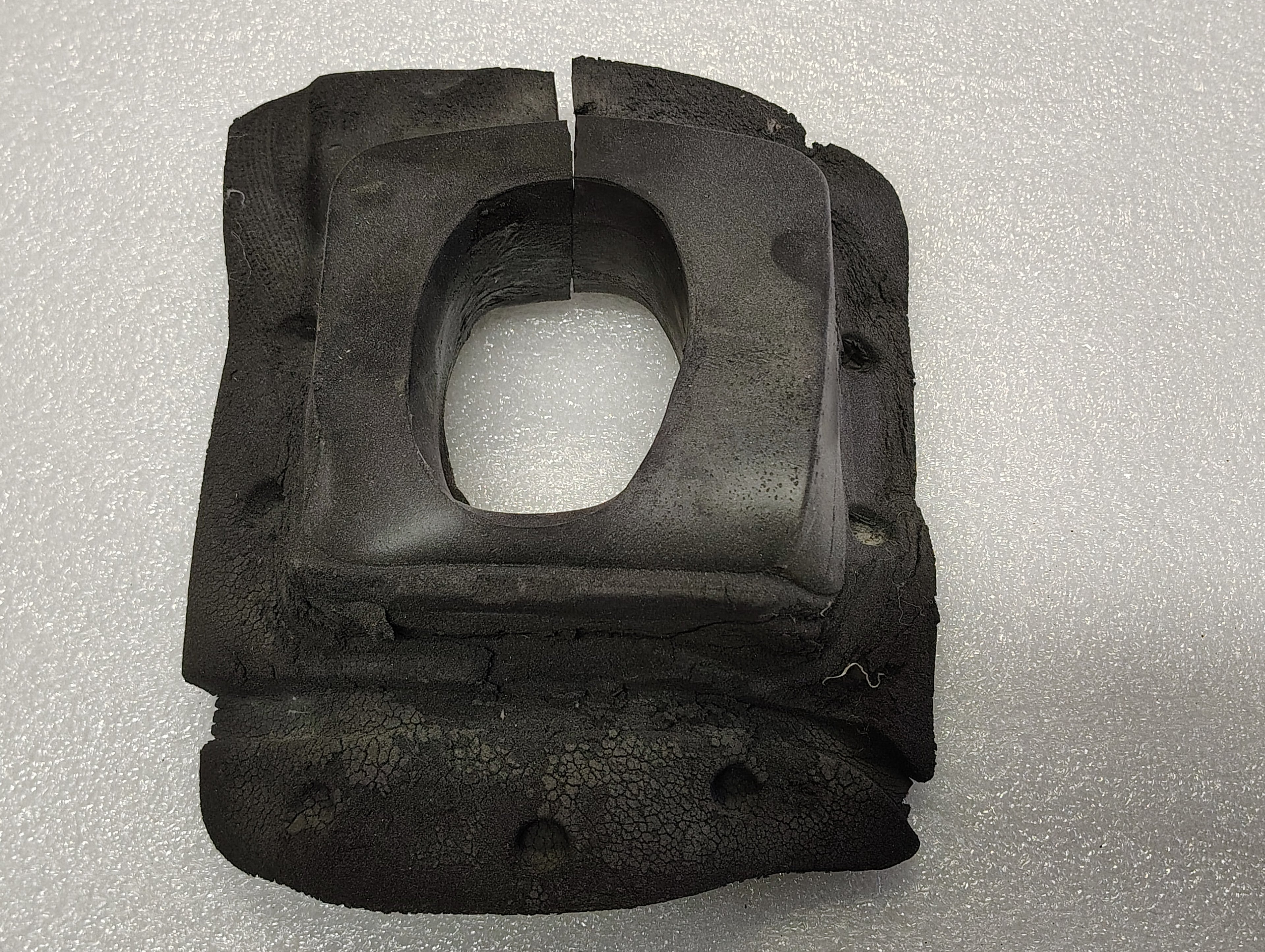 2003 GMC Sonoma Manual Transmission Stick Shift Tunnel Base