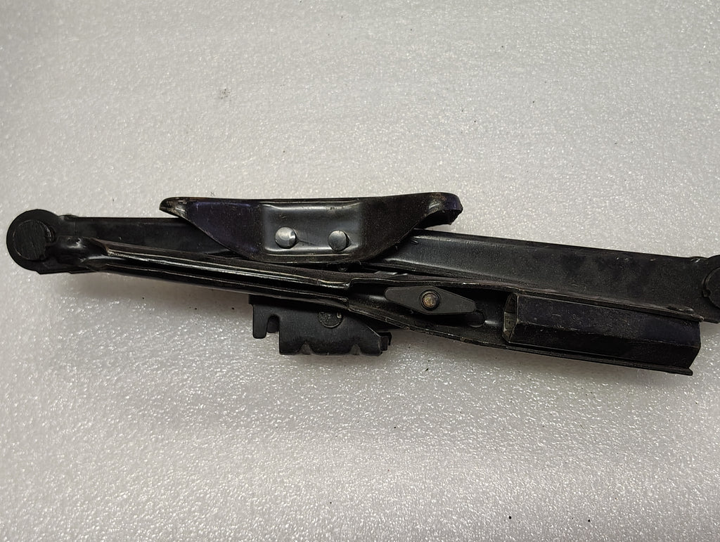 2001 - 2007 Dodge Grand Caravan Emergency Jack & Tool Set (OEM) 04860610AB